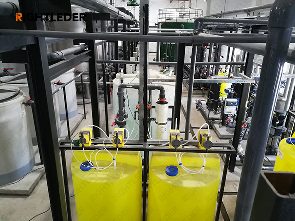 首航節能40噸潔凈超純水設備項目